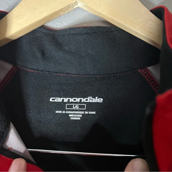Cannondale Red Cycling Jacket Men's Size Large - Picture 3 of 3